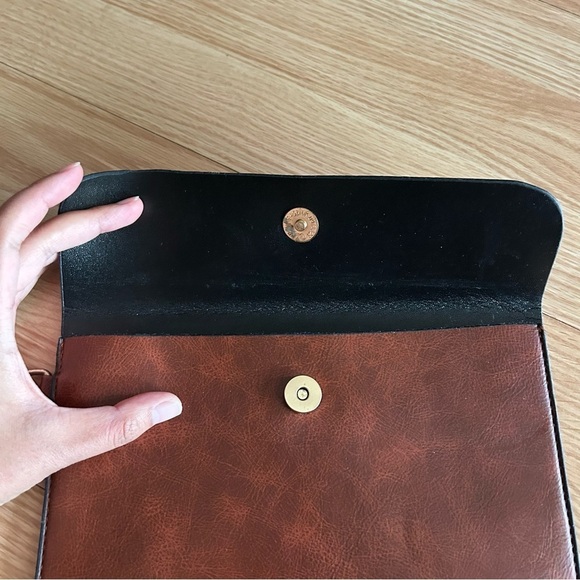 Brown Leather Snap Clutch Wristlet - Picture 4 of 7